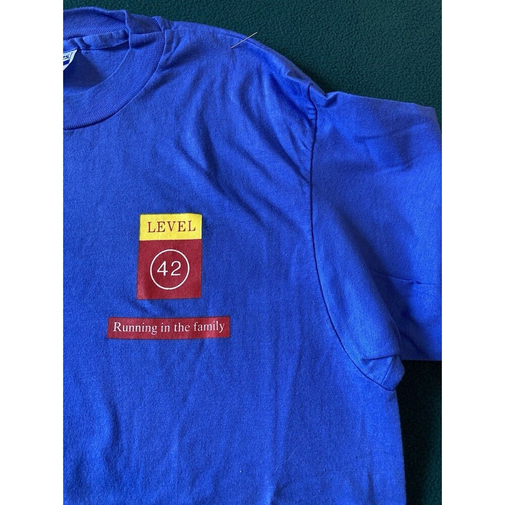 LEVEL 42 “Running In The Family” men's large concer tee shirt  80s 1987 vintage